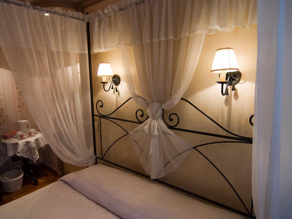B&B Les Suites Rom Værelse billede